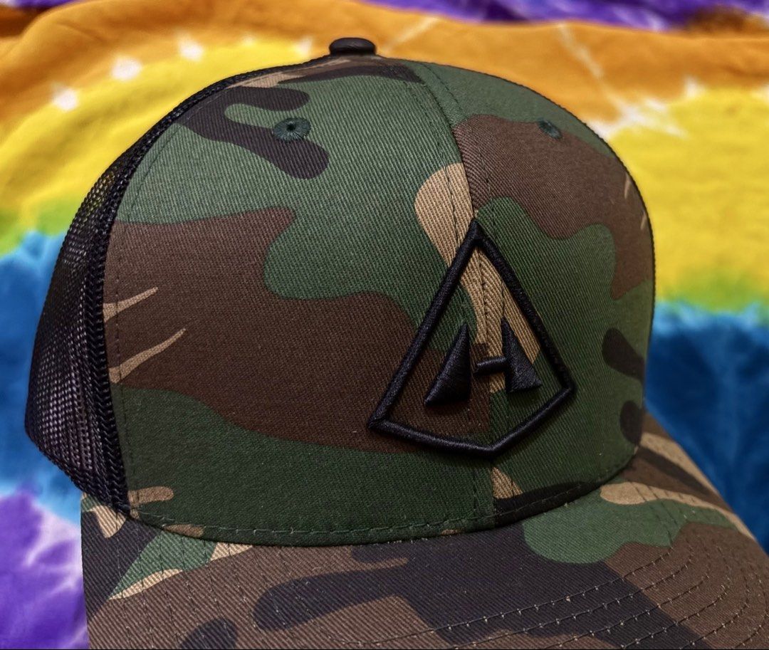 HMG OG Logo Camou Trucker Cap (Category: Caps & Hats) located in Davao. Submitted by juanmigzdvo (Listing ID 1469716553, Image 2). Description: Hyperlite Mountain Gear OG Camou Trucker Cap Brand NEW ✅ *Rare Limited Black Embroidered Logo* Php 3,500.00 PM for more Inquiry 😁….