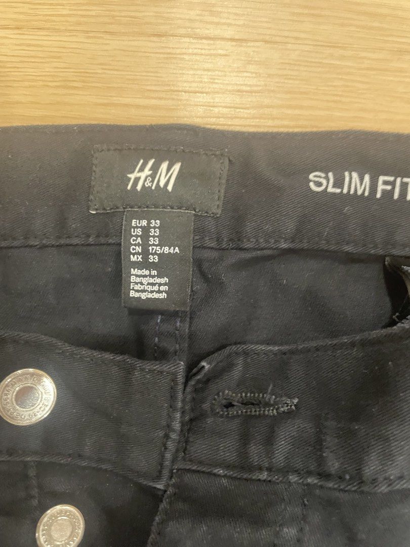 HNM Jeans Pants (Category: Jeans) located in Manila. Submitted by bedlambuzz (Listing ID 1469698640, Image 2). Description: WYSIWYG USED MAY HAVE SOME MINOR FLAWS BUT THESE WERE STORED WELL AND PROPERLY.