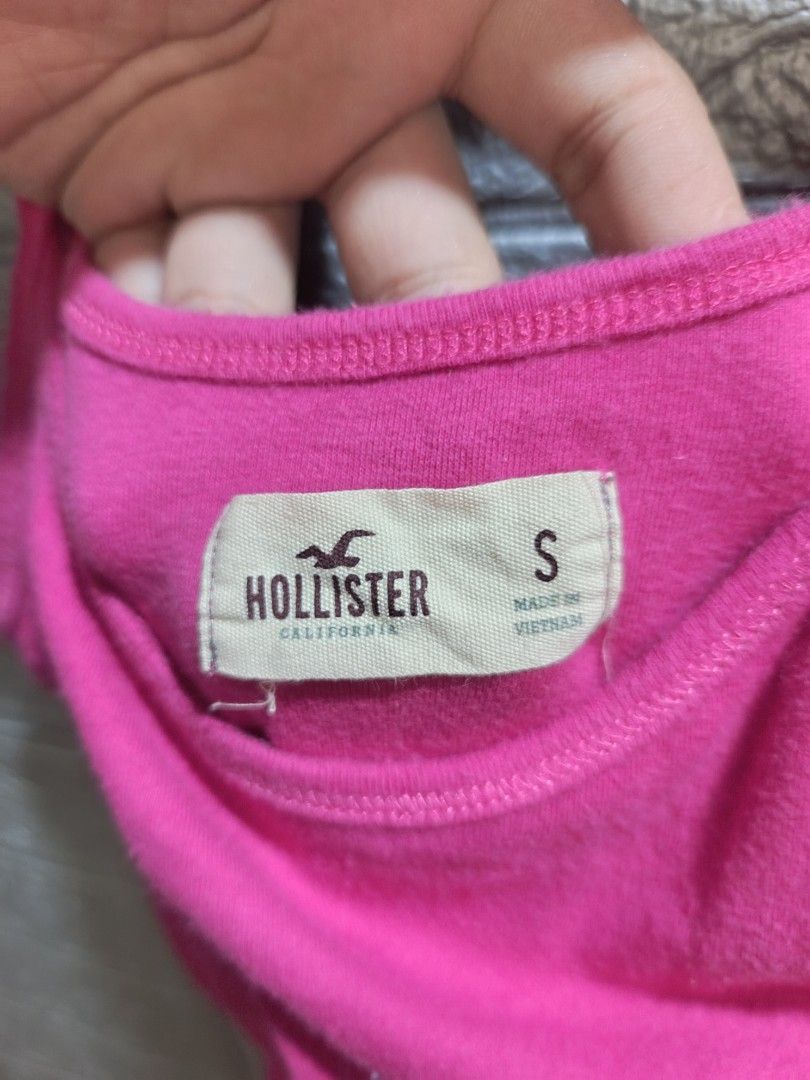 HOLLISTER (Category: Others Tops) located in Calabanga. Submitted by just-thrift (Listing ID 1469608389, Image 3). Description: HOLLISTER TOPS ‎GOOD CONDITION ‎COLOR RATE:9/10 ‎ISSUE MINIMAL LINT ‎SIZE SMALL ‎DIMES:10.5/18.