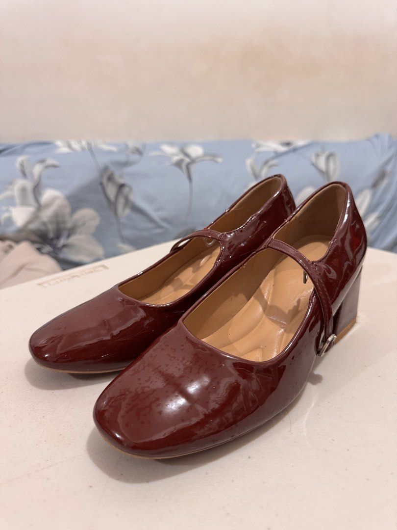 HUE Manila Ria - Cherry (Category: Heels) located in Taguig. Submitted by ninqyzi (Listing ID 1469679453, Image 1). Description: - HUE Manila Ria in Cherry 🍒 • Size: 36 • Color: Cherry • Slightly used • Good condition • Vegan leather • Approx. 2-inch heel • Feminine and easy to dress up or down RFS: Decluttering Inclusions: Shoes only. No box, paper bag, dust bag, or other original packaging/accessories. 📌 Actual pair & photos posted 📌 Slightl