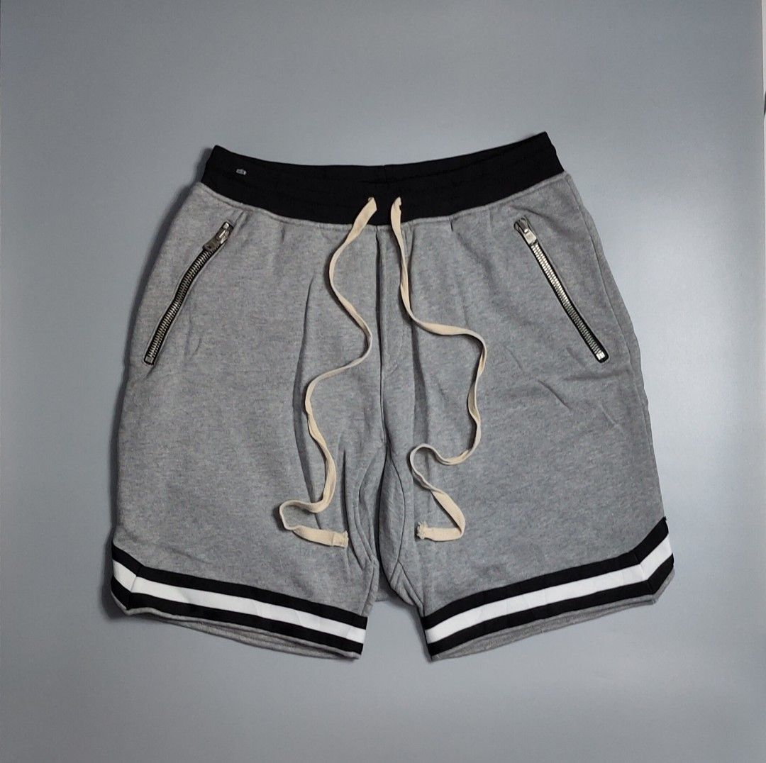 Hyper Denim Riri zipper (FOG Alternative) (Category: Shorts) located in Bolinao. Submitted by tokiya. (Listing ID 1469611565, Image 1). Description: Hyper Denim Riri zipper (FOG Alternative) Size 34-36x19 Excellent Condition No Issue.