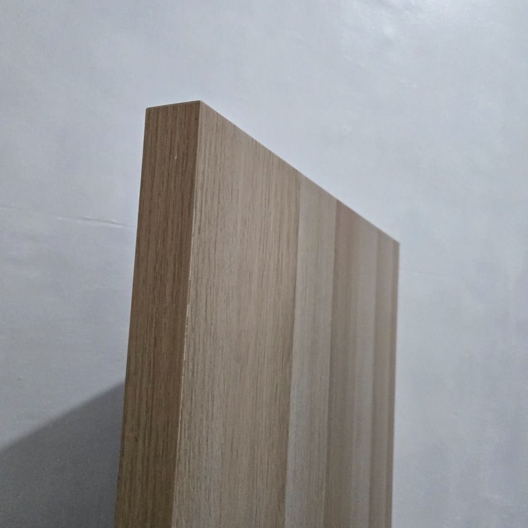 Ikea Linnmon Table Top 100x60cm (Category: Office Furniture & Fixtures) located in Quezon City. Submitted by flipandfind (Listing ID 1469643125, Image 3). Description: Ikea Linnmon Table Top 100x60cm Table top only, you may purchase it's legs from ikea if u wanna use it as a desk Bought in ikea "as is" section at P 650 - check photos for the item condition - rfs: wrong size P 650 .