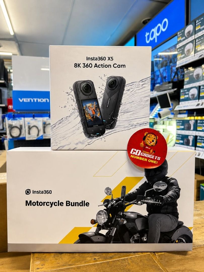 INSTA360 X5 MOTOBUNDLE (Category: Cameras) located in Makati City. Submitted by eckang12 (Listing ID 1469641471, Image 1). Description: Perfect for: ✔ Motorcycle rides ✔ Motovlogging ✔ Travel videos ✔ Content creation ✔ Action shots.