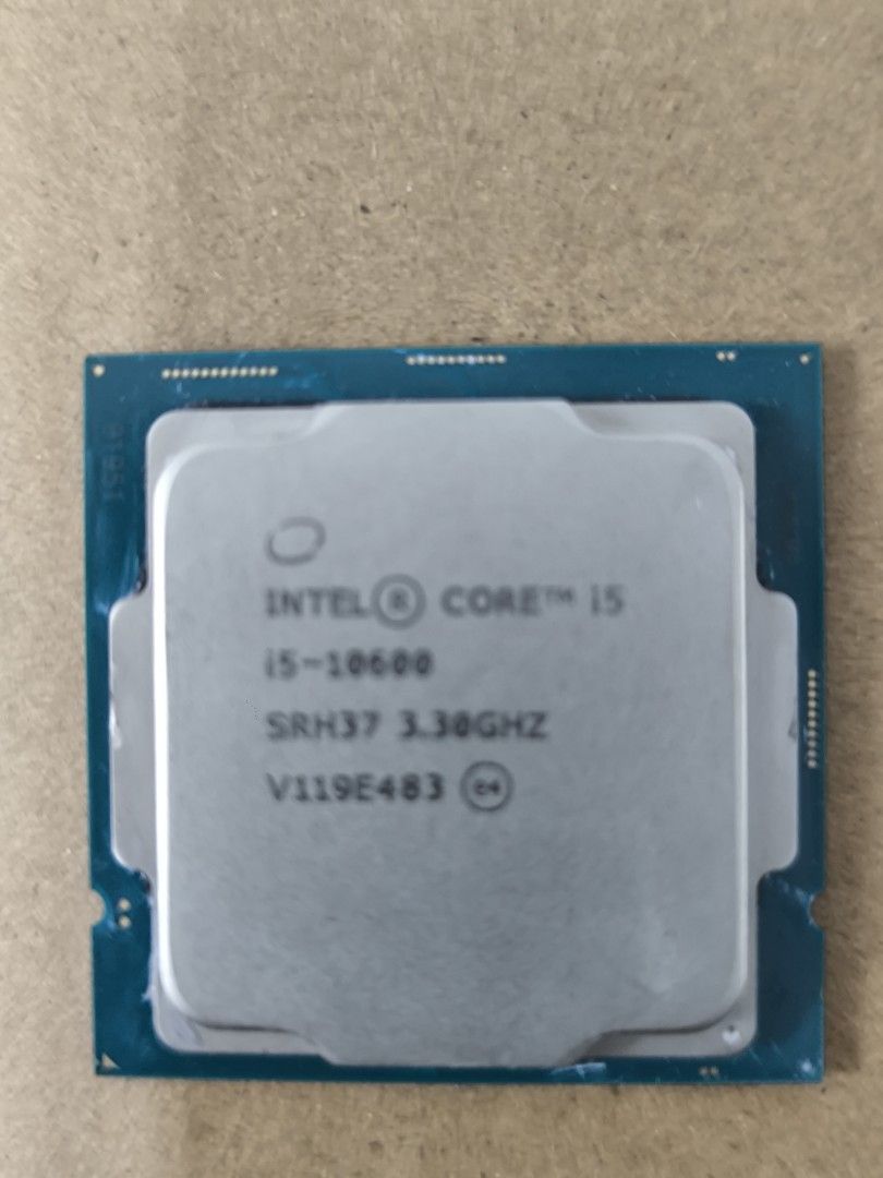 Intel Core i5-10600 Processor (Category: Computer Parts) located in Nilai. Submitted by fathimahmmud (Listing ID 1469686365, Image 1). Description: - Model: Intel Core i5-10600 Desktop Processor - Base Clock Speed: 3.30 GHz - Socket Compatibility: LGA1200 - Cores: 6-core processor for solid performance - Condition: Pulled from a working system, fully tested and in good working order - Cleanliness: Clean pins on the underside and thermal paste res