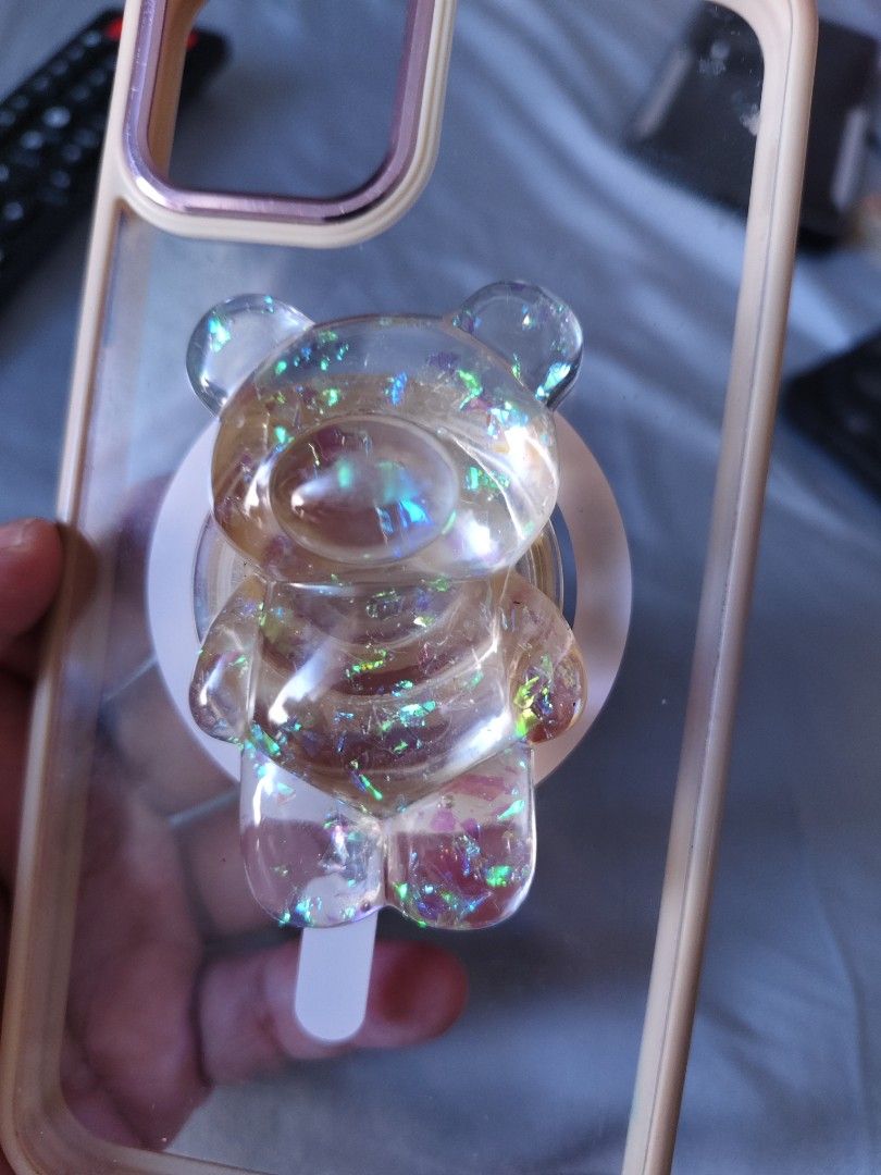 Ip 11promax phone case (Category: Cases & Sleeves) located in Las Pinas. Submitted by glowupmamalife (Listing ID 1469646520, Image 2). Description: Hard case for iphone 11 pro max.