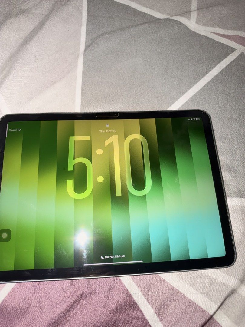 iPad Air M2 11in WiFi Model (Category: iPad) located in Manila. Submitted by yach1 (Listing ID 1469656421, Image 3). Description: 128gb Model 97% Battery Health iPadOS 27.2 No dents and physical issues Speakers in good condition Working TouchID With Original Charger and 20W Power Adapter RFS: Not needed anymore Price can be negotiated Mode of Delivery: Meet up only (Around Manila, Makati, Taguig, or Pasay area).