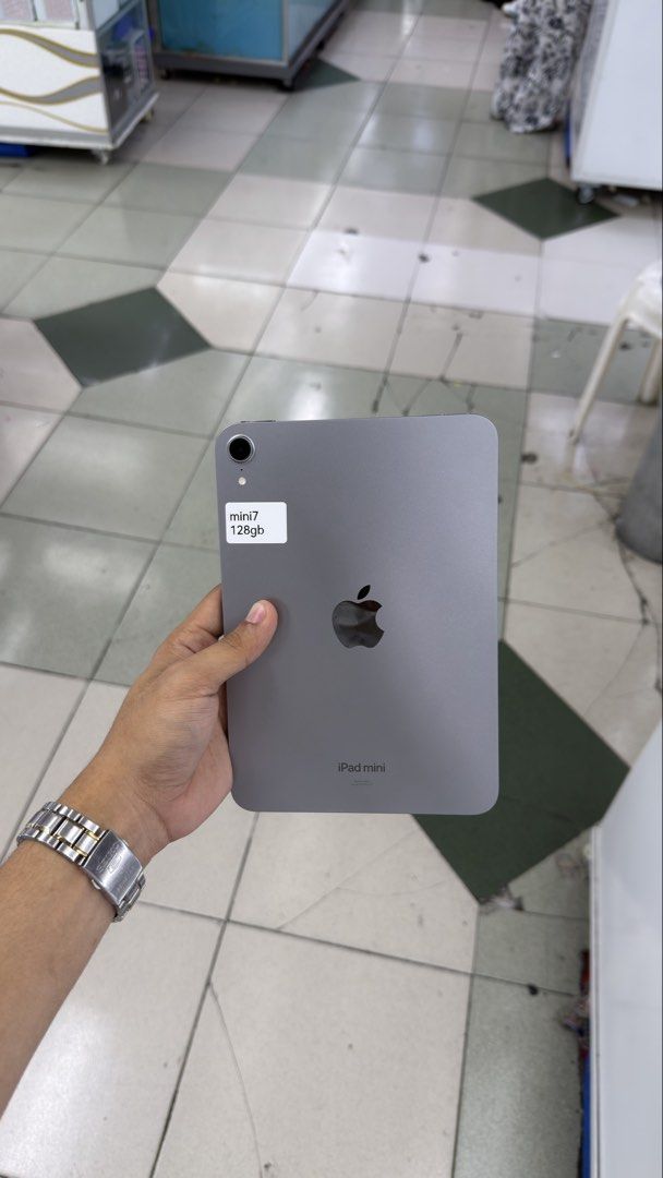 iPad Mini 7 128gb 100% BH Wifi (Category: Other Gadgets) located in Manila. Submitted by carimgadgets (Listing ID 1469696192, Image 1). Description: .