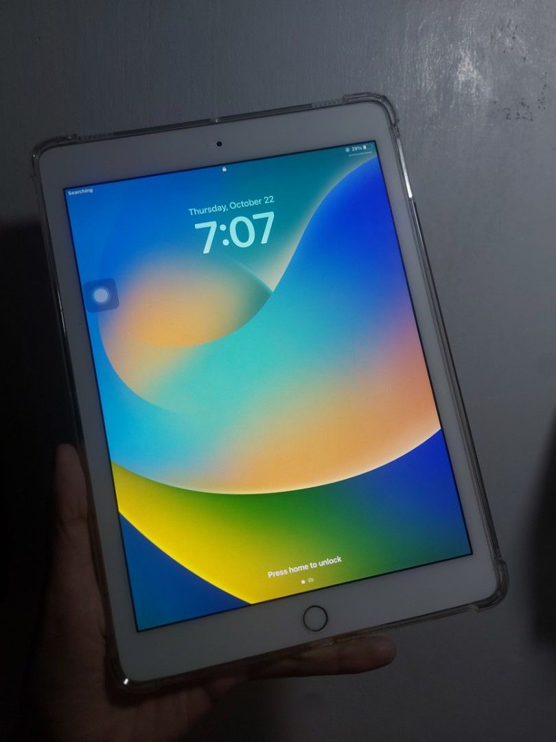 iPad Pro 9.7 (Category: iPad) located in Quezon. Submitted by kcathyyy (Listing ID 1469675986, Image 1). Description: iPad Pro 9.7 ☆256GB ☆Gold ☆ Inclusions: Clear protective case, paperlike screen protector installed, plus free extra tempered glass NEGOTIABLE.