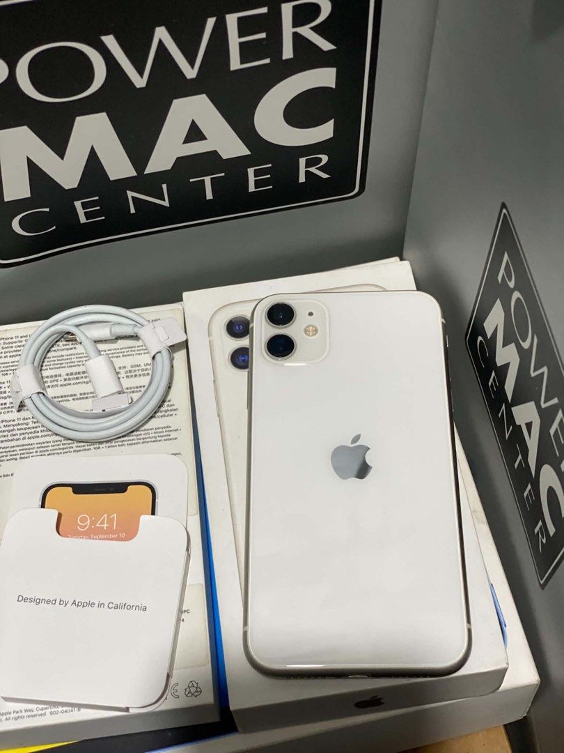 iphone 11🦢 128GB (Category: iPhone 11 Series) located in Manila. Submitted by khielcalvin (Listing ID 1469731658, Image 2). Description: iphone 11🦢 128GB | 74BH Prestine Condition👍🏻Complete W/Original Box 9,990.
