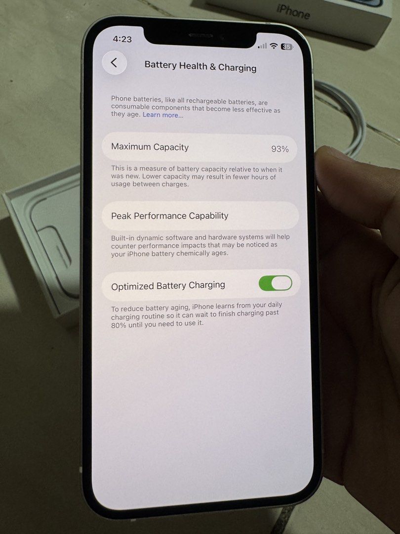 iPhone 12 64gb white (Category: iPhone 12 Series) located in Manila. Submitted by noblecat_73d5c9 (Listing ID 1469660902, Image 3). Description: iPhone 12 64gb white 93% Battery health No issue No repair history wala pa napapalitan No scratch No dents With cord Like new Meetup.