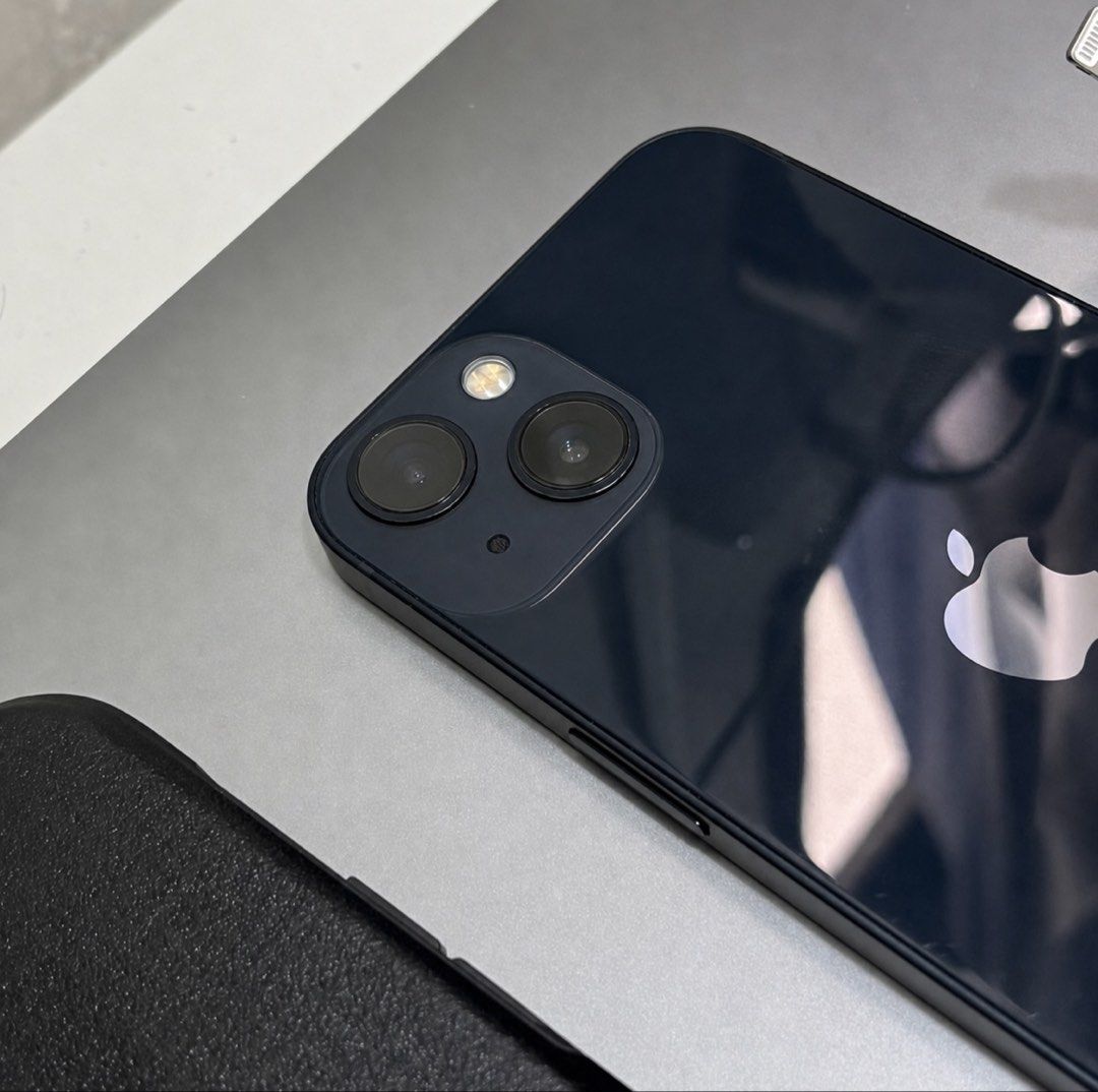 iPhone 13 128GB 87% Batt Heath (Category: iPhone 13 Series) located in Manila. Submitted by jjjzzz.23 (Listing ID 1469582301, Image 1). Description: 17,500 only Open for sale or trade sa lower unit with add cash Complete details: ZP/A Variant No sim restriction 87% Batter health, orig not boosted Excellent condition No dents, paint chips, hairline scratches Lady owned NO ISSUE Inclusions: Unit Orig Rhinoshield clear case Orig Ugreen 20W Adaptor O