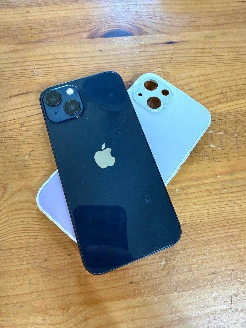 iPhone 13 （分類：iPhone 13 系列）位於 Hong Kong。 由 chanlam55590563 提交（商品編號 1469617021，圖片 2）。簡介： Hi各位放部自用嘅iPhone13午夜暗色128GB，顔色勁型仔好襟睇部機整體新淨，日常使用順暢，電池健康度仲有87%，元朗天水圍MTR站交收，有興趣隨時inbox我傾啦～。