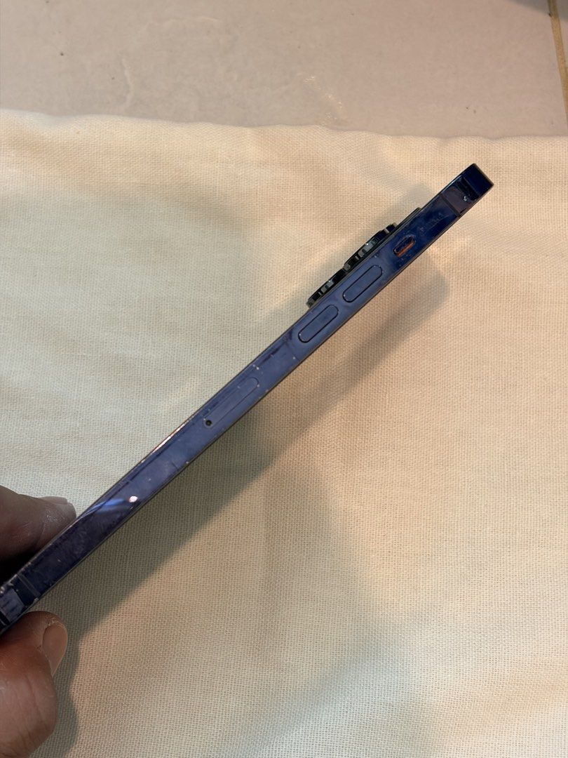 Iphone 14 pro max 256 (Category: iPhone 14 Series) located in Manila. Submitted by coolpenguin.9e1136 (Listing ID 1469705533, Image 3). Description: Iphone 14 pro max 256gb Some scratches sa body and sa screen. Never been repaired and never changed the battery..
