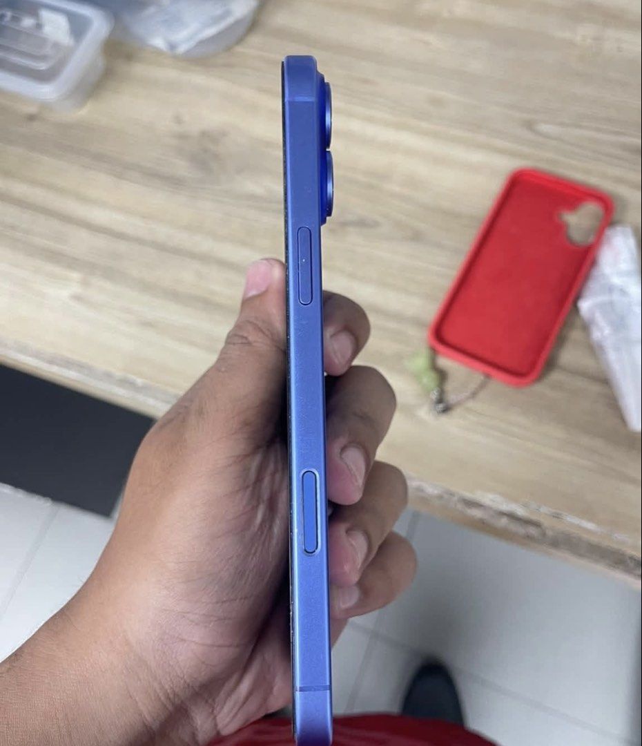 Iphone 16 plus 128gb 93bh (Category: iPhone 16 Series) located in Manila. Submitted by cutiiiiie (Listing ID 1469725362, Image 2). Description: NEGOTIABLE Sale or swap sa lower units (priority) Iphone 16 Plus 5g 128gb Ultramarine Factory Unlocked Local Variant 100% Smooth See Photos to Appreciate 93% Batt Health Under Apple Warranty Til Dec. 2026 Good as Brandnew Running in IOS 27.0 Reset all you want upon meet up No hidden issues No history of r