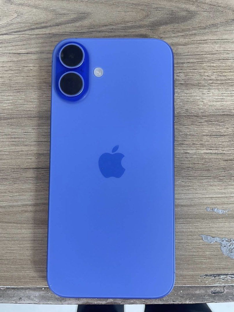Iphone 16 plus 128gb 93bh (Category: iPhone 16 Series) located in Manila. Submitted by cutiiiiie (Listing ID 1469725362, Image 3). Description: NEGOTIABLE Sale or swap sa lower units (priority) Iphone 16 Plus 5g 128gb Ultramarine Factory Unlocked Local Variant 100% Smooth See Photos to Appreciate 93% Batt Health Under Apple Warranty Til Dec. 2026 Good as Brandnew Running in IOS 27.0 Reset all you want upon meet up No hidden issues No history of r