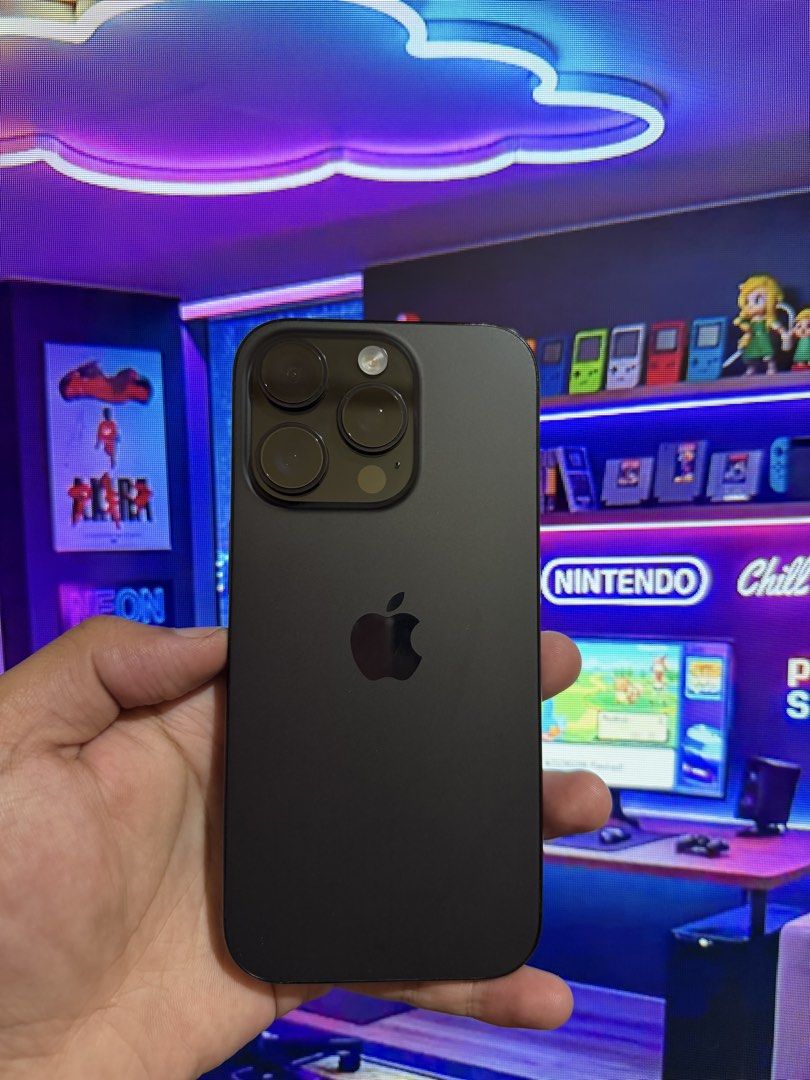 iPhone 16 Pro 128gb Black Titanium (Category: iPhone 16 Series) located in Baguio. Submitted by krixchanjulius (Listing ID 1469634373, Image 1). Description: iPhone 16 Pro 128g Black Titanium ₱33,990 fix •No sim restriction(Anysim) •LL/A USA Variant(eSim only/No simslot) •True Tone Working •Face ID Working •90% Original Battery Health •iOS 27.0.1 •No iCloud issue •Unli Reset/Unli update •All original parts Issue: •Sign of usage(Minor dents and sc