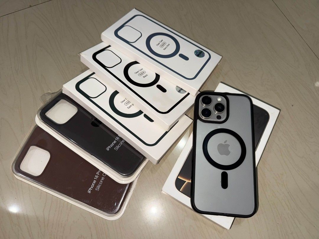 IPHONE 16 PRO MAX / 256 / WITH BOX AND CASES (Category: iPhone 16 Series) located in Manila. Submitted by mikkolosg20176 (Listing ID 1469577340, Image 1). Description: IPHONE 16 PRO MAX 256gb Z/PA NTC LOCAL VARIANT 91% BH NO ISSUES / NO HISTORY OF REPAIR CASES ORIG BOX UNIT BAGUMBAYAN TAGUIG.