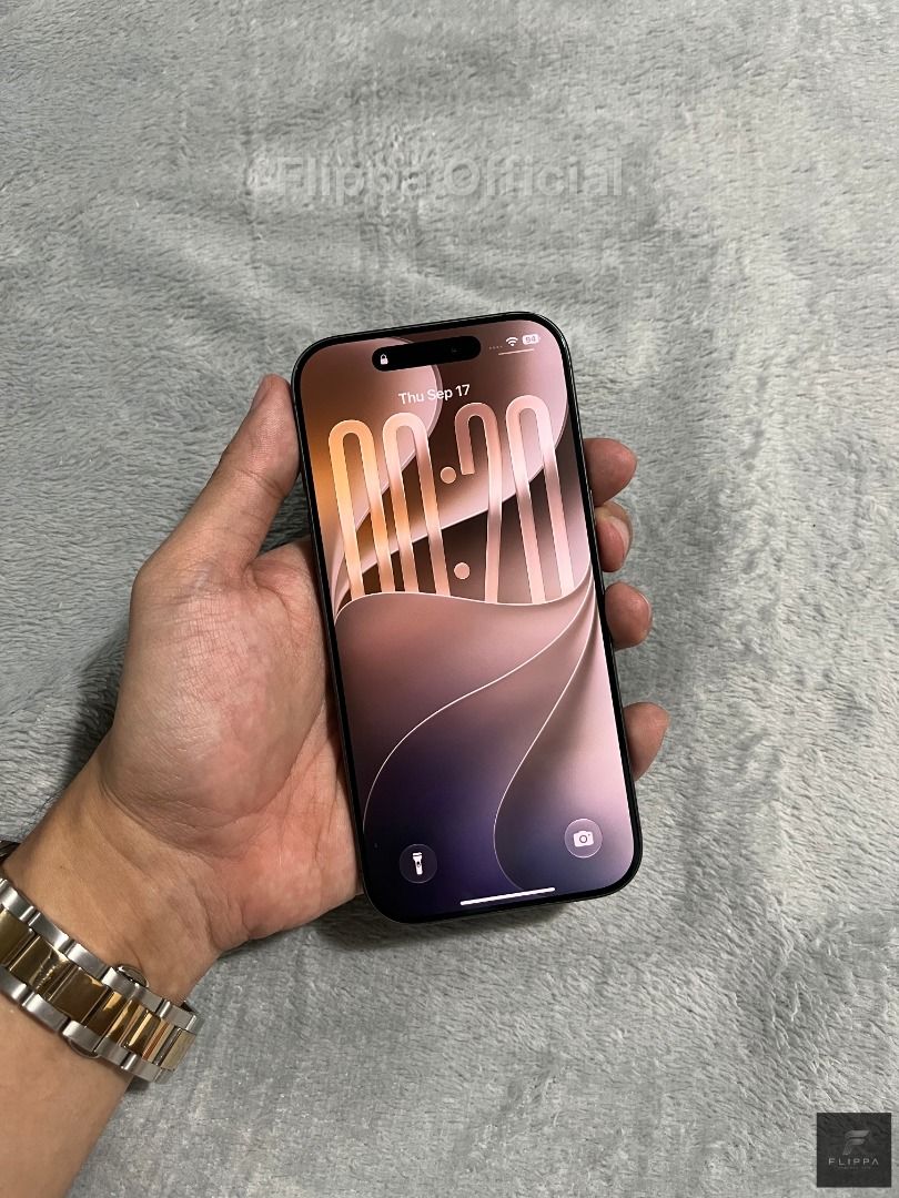 iPhone 17 256gb Black (Category: iPhone 17 Series) located in Caloocan City. Submitted by cheesypipino (Listing ID 1469590611, Image 1). Description: Under Warranty till Dec 2026 No sim restriction Battery Health: 92% Cycle Count: 390+ Issue: Minimal Casemarks and Dent Inclusions: Unit, Case, Original Box, Receipt and Installed Tempered Glass .