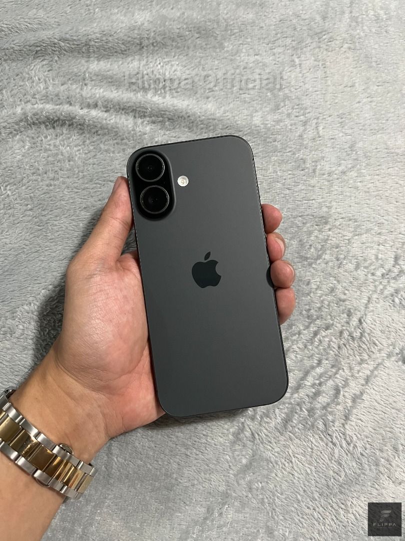 iPhone 17 256gb Black (Category: iPhone 17 Series) located in Caloocan City. Submitted by cheesypipino (Listing ID 1469590611, Image 2). Description: Under Warranty till Dec 2026 No sim restriction Battery Health: 92% Cycle Count: 390+ Issue: Minimal Casemarks and Dent Inclusions: Unit, Case, Original Box, Receipt and Installed Tempered Glass .