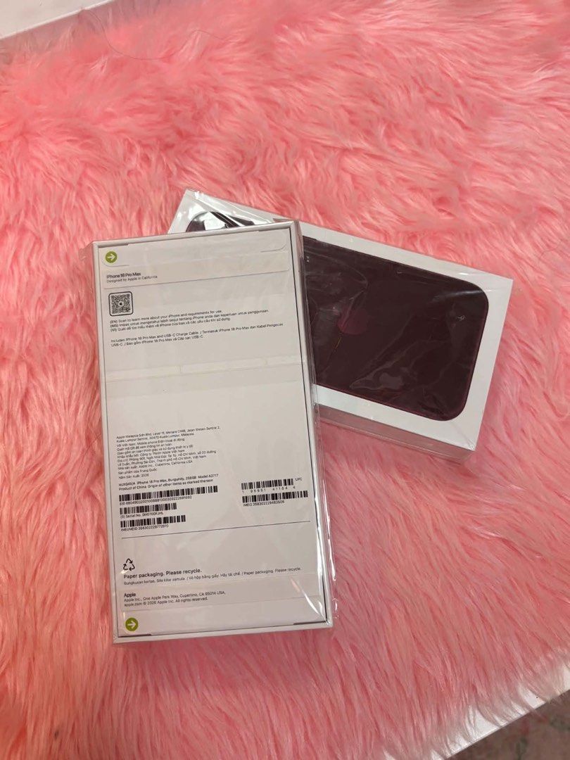 Iphone 18promax 256gb (Category: iPhone 18 Series) located in Taguig. Submitted by justineofalltrades (Listing ID 1469598507, Image 2). Description: Selling this brandnew iphone 18promax 256gb burgundy NTC for only 95500php Loc: Taguig city.