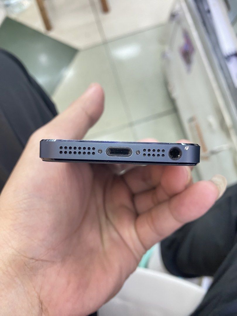 IPHONE 5 | 13GB | GET YOURS NOW (Category: Others) located in Manila. Submitted by boldlion.4f7f02 (Listing ID 1469621031, Image 2). Description: .
