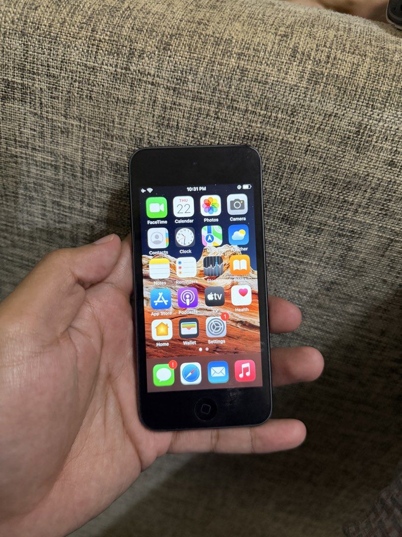 iPod 7th Gen 32gb (Category: Other Gadgets) located in San Pedro. Submitted by lchristian23 (Listing ID 1469709241, Image 3). Description: iPod 7th Gen 32gb Good for music. Unit only. Nakatambak lang. .