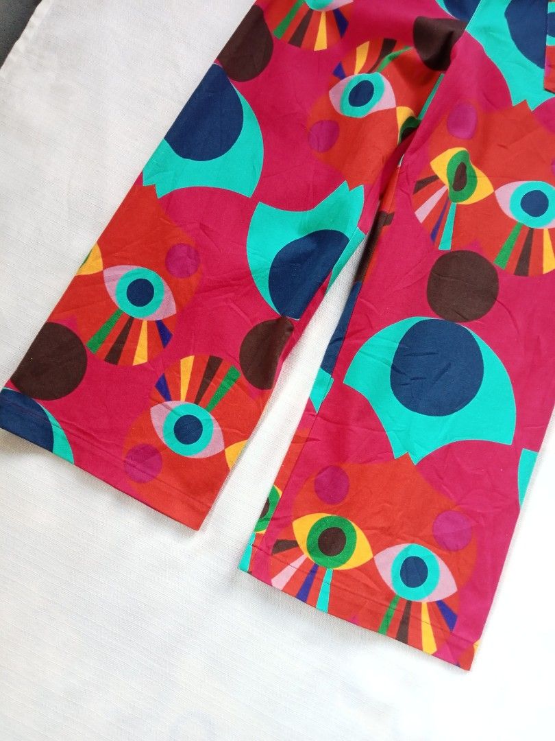 ISSEY MIYAKE me psychedelic eye abstract trouser pants (Category: Other Bottoms) located in Bagabag. Submitted by thrift_stories96 (Listing ID 1469719361, Image 3). Description: ISSEY MIYAKE me psychedelic eye abstract trouser pants Small to medium frame Waistline - 27 to 30 Length - 35.5 Rise - 12 mid to highwaist Leg opening - 10.5 Condition - excellent Cloth material - cotton blend stretchy No flaw.