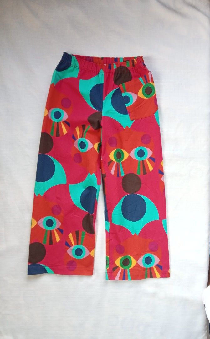 ISSEY MIYAKE me psychedelic eye abstract trouser pants (Category: Other Bottoms) located in Bagabag. Submitted by thrift_stories96 (Listing ID 1469719361, Image 1). Description: ISSEY MIYAKE me psychedelic eye abstract trouser pants Small to medium frame Waistline - 27 to 30 Length - 35.5 Rise - 12 mid to highwaist Leg opening - 10.5 Condition - excellent Cloth material - cotton blend stretchy No flaw.