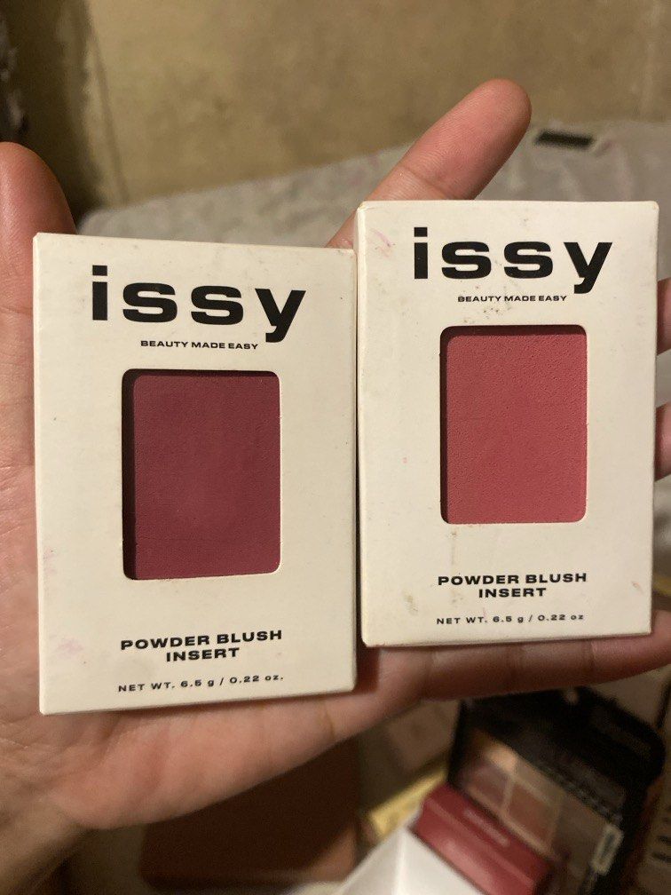 Issy powder blush bundle - Fringe and Nasty (Category: Makeup) located in Paranaque City. Submitted by veibi3 (Listing ID 1469661375, Image 2). Description: Nasty expired last sept hence selling as bundle. .