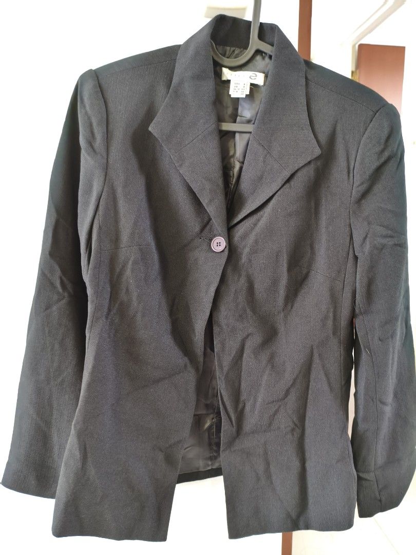 Jacket (Category: Coats, Jackets and Outerwear) located in Singapore. Submitted by bow_tie.1111v (Listing ID 1469700401, Image 3). Description: various jackets $20each. .