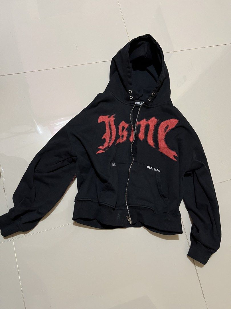 Jacket (Category: Coats, Jackets and Outerwear) located in Paranaque City. Submitted by farrahelie (Listing ID 1469714880, Image 3). Description: .