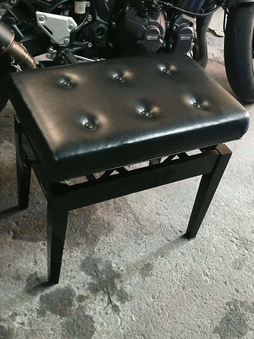 Japan Adjustable Piano Bench (Category: Musical Instruments) located in Bacoor. Submitted by aaronxtinshop (Listing ID 1469626279, Image 1). Description: Read Description Below! Lastrpice 2.5k Only Price discounted from 3k Slightly used from japan! Japan Adjustable Piano Bench Heavy Duty! Location Bacoor Cavite Landmark Puregold Bacoor Gmap or waze seaech: Aaronxtin Musical Instrument Shop Direct message foe interested Thanks!.