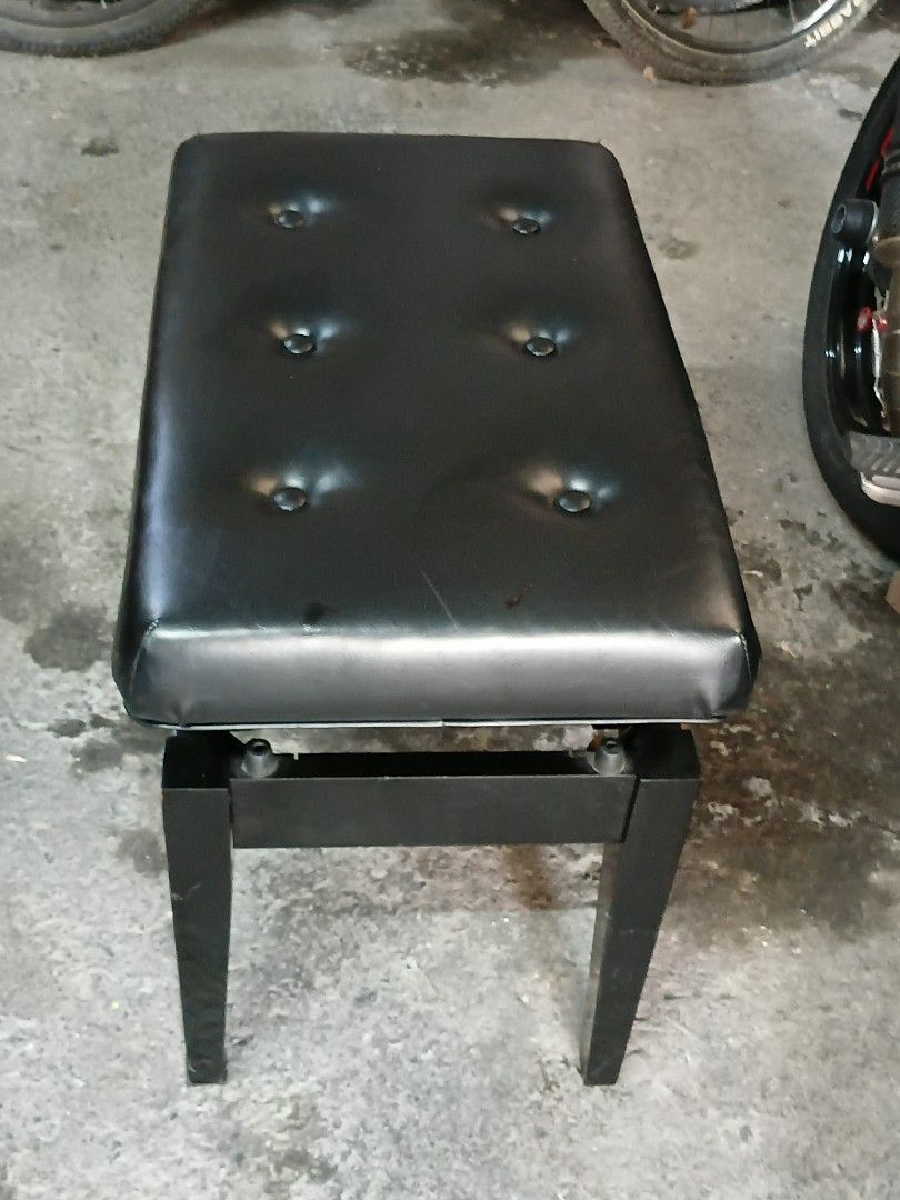 Japan Adjustable Piano Bench (Category: Musical Instruments) located in Bacoor. Submitted by aaronxtinshop (Listing ID 1469626279, Image 3). Description: Read Description Below! Lastrpice 2.5k Only Price discounted from 3k Slightly used from japan! Japan Adjustable Piano Bench Heavy Duty! Location Bacoor Cavite Landmark Puregold Bacoor Gmap or waze seaech: Aaronxtin Musical Instrument Shop Direct message foe interested Thanks!.