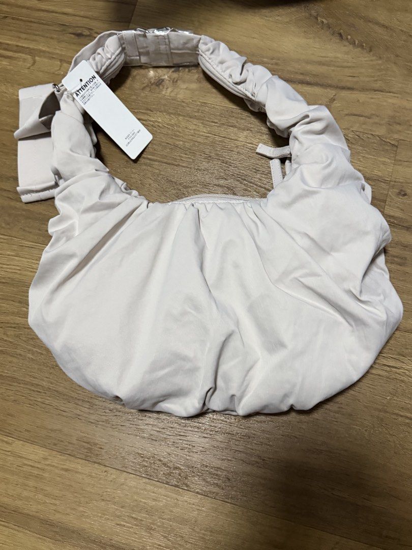 Shouldering Poster Computer Japan GU Ruched Shoulder Bag Off White, Women's Fashion, Bags & Wallets ...