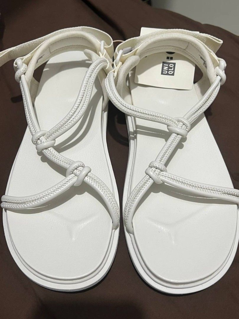 Japan Uniqlo Rope Sandal (Category: Flats & Sandals) located in Las Pinas. Submitted by casanacris39577 (Listing ID 1469683098, Image 3). Description: Authentic Japan Uniqlo white rope Sandal size 25.0 cm women's Brand new with tag limited edition.