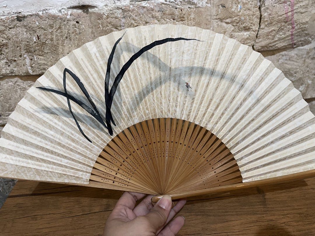 Japanese fan (Category: Fans) located in San Fernando. Submitted by japansurpluselyu (Listing ID 1469682693, Image 2). Description: .