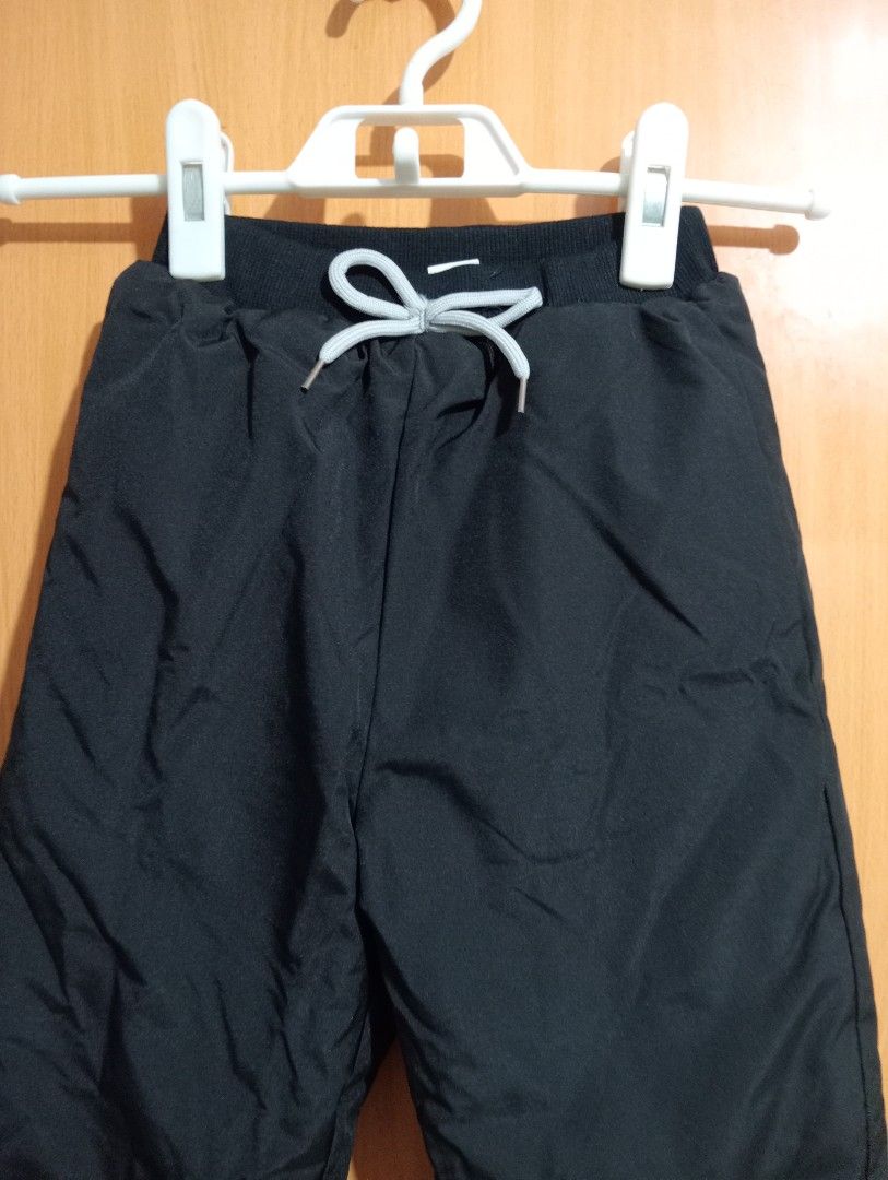 JBL Black Jogger Pants with Drawstring (Category: Joggers) located in Quezon City. Submitted by niceoutfits (Listing ID 1469715921, Image 3). Description: - Brand: JBL - Color: Black with grey adjustable drawstring - Features: Elastic waistband, ribbed ankle cuffs, and soft inner lining - Condition: Excellent, clean fabric with no stains or damage - Status: Ready to wear.