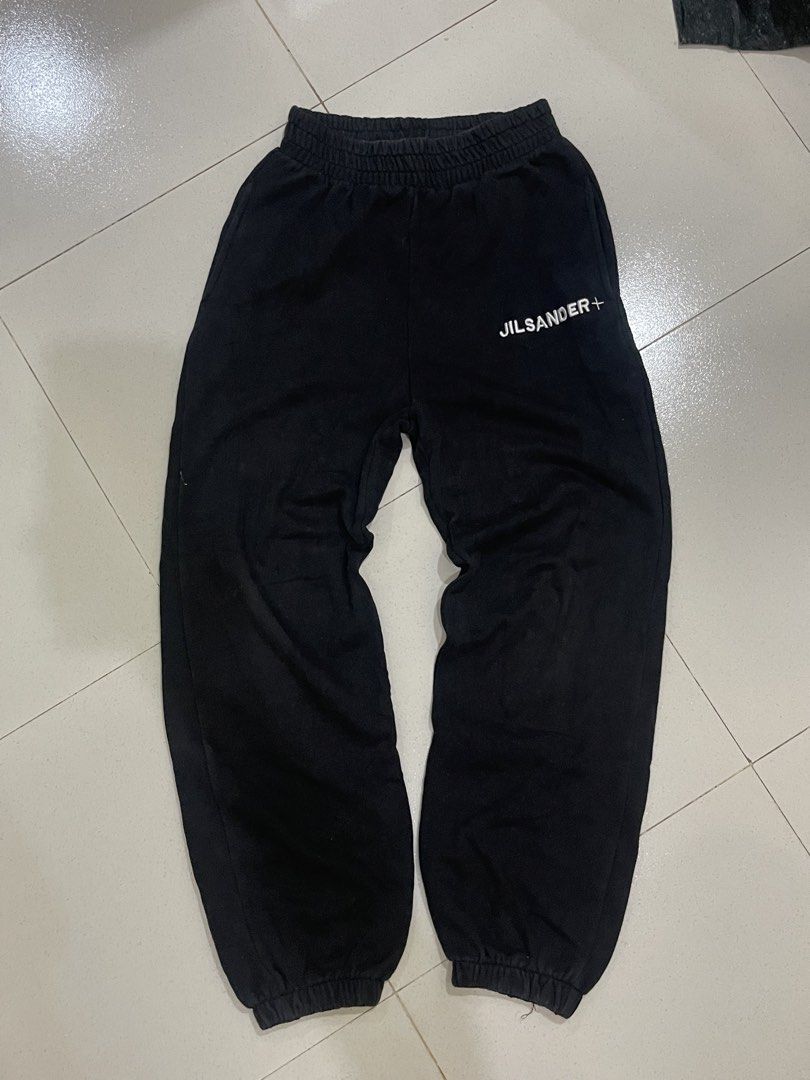 Jil sander sweatpants (Category: Joggers) located in San Jacinto. Submitted by clothcartelph (Listing ID 1469629868, Image 2). Description: Size: small Width: 26-32 Length: 37 Leg hole: 5 Issue: ~ Color rate: .