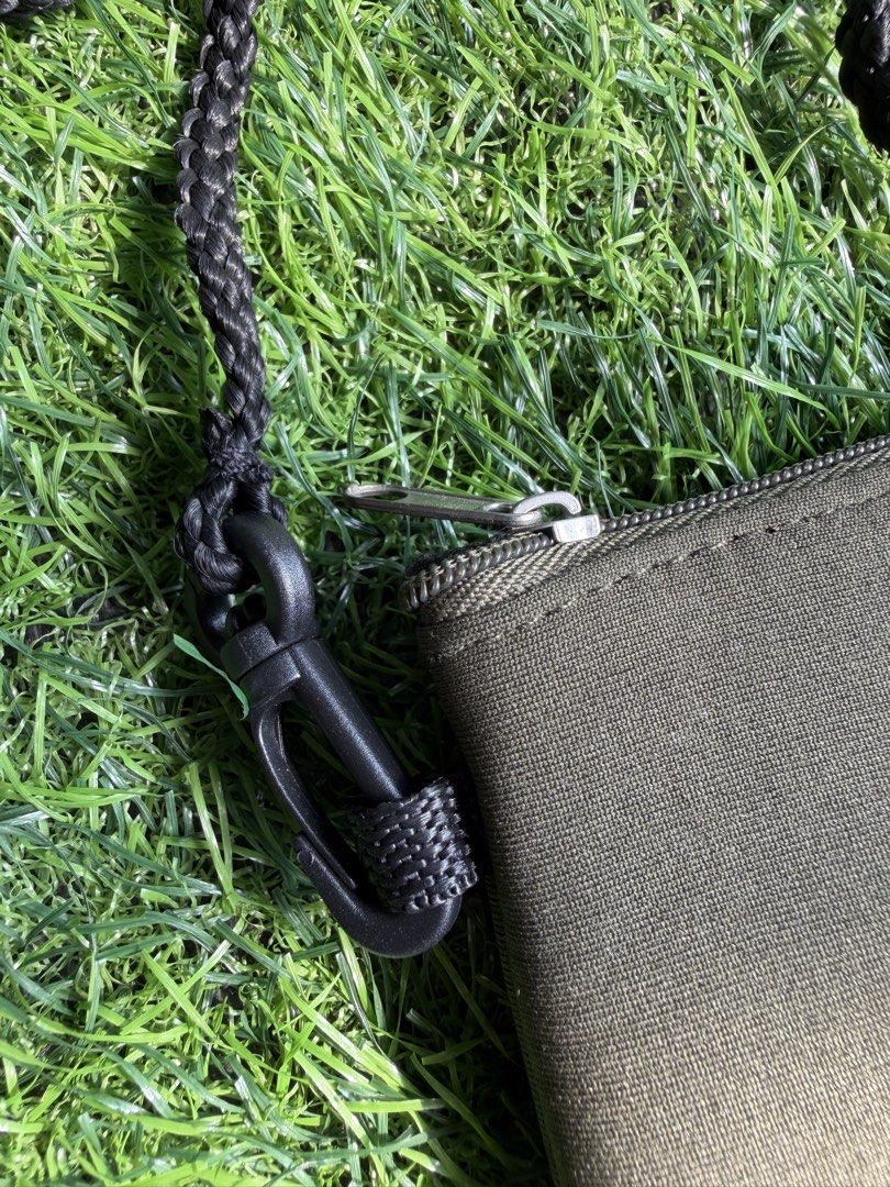 JKM Sacoche (Category: Sling Bags) located in Makati City. Submitted by thethrilltofind (Listing ID 1469709170, Image 3). Description: JKM Sacoche Bag Olive Green ₱200 only.