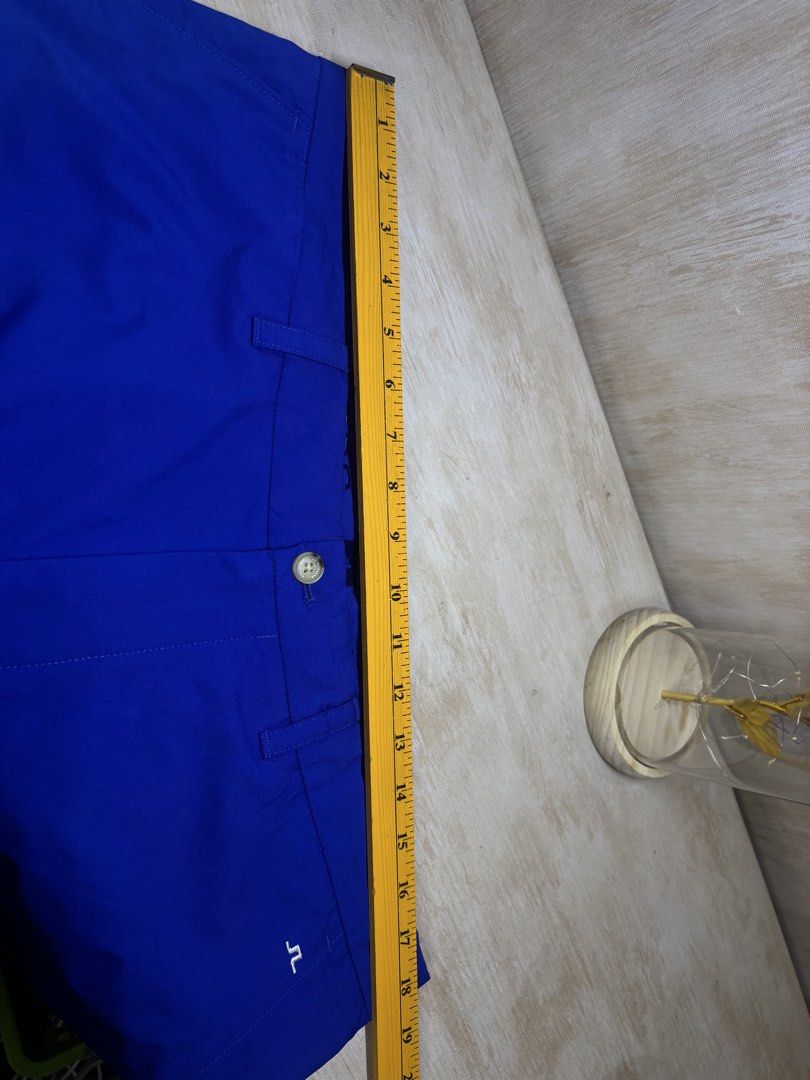 j.lindeberg SOMIE LIGHT POLY SHORT (Category: Shorts) located in Cabuyao City. Submitted by pormanation-thrift-store (Listing ID 1469573085, Image 2). Description: J.LINDEBERG SOMIE LIGHT POLY SHORT Condition: EXCELLENT Color rate: 9.5/10 Size: 36 Dimes: 36”Wx 21”L Issue: NONE✅ Price: 2200.