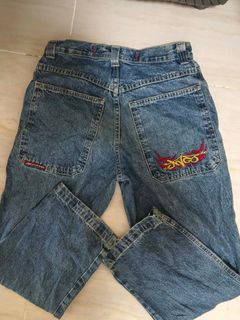 (Category: ) located in . Submitted by thriftgarments0121 (Listing ID 1469615556, Image 1). Description: .