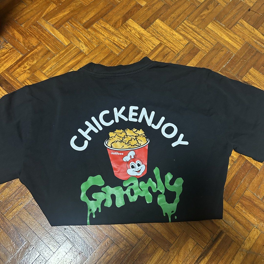 Jollibee x KATSEYE Gnarly Shirt (Category: Shirts) located in San Juan City. Submitted by e_declutters2019 (Listing ID 1469667040, Image 2). Description: •9/10 condition • 100% cotton • printed tag damage - see photos • UNISEX SIZING - SMALL, fits male S also .