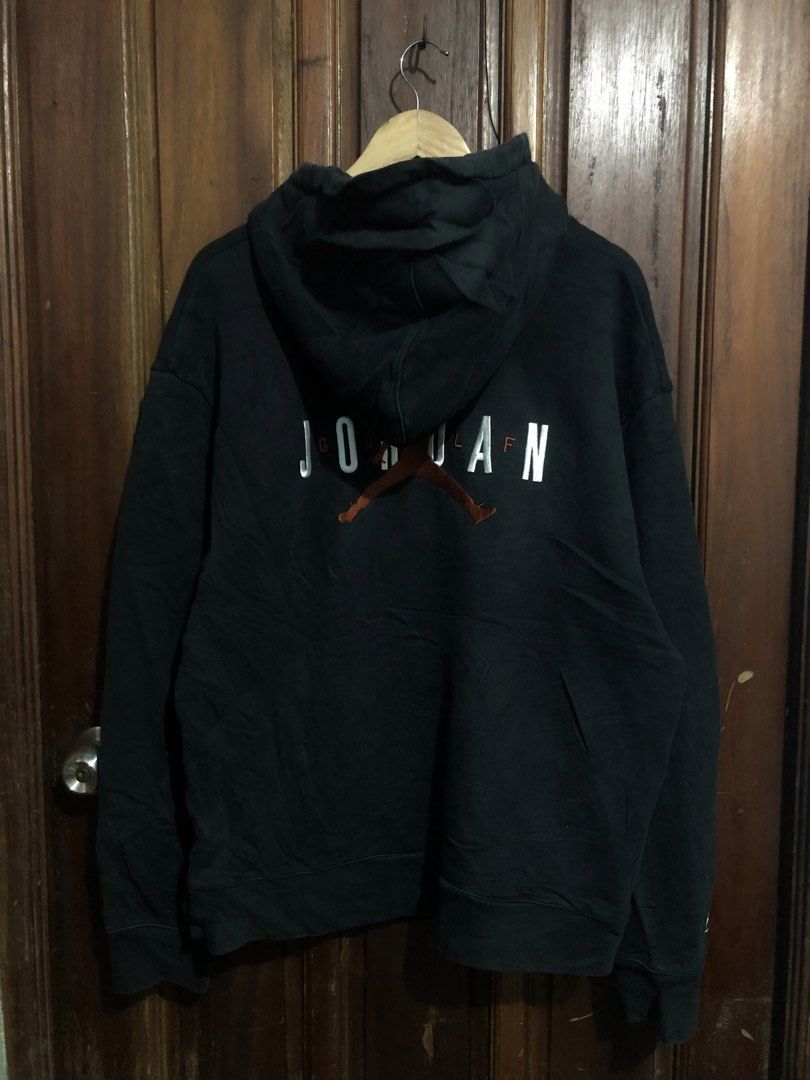 Jordan Golf Black Embroidered Hoodie (Category: Hoodies) located in Quezon City. Submitted by yeahsource222 (Listing ID 1469745262, Image 2). Description: - Authentic Jordan Golf black pullover hoodie - Size: XL (TG/EEG) - Embroidered golfer graphic on the chest - Bold Jordan branding and Jumpman logo across the back shoulders - Drawstrings with premium metal aglets - Classic front kangaroo pocket - Ribbed cuffs and hem for a snug fit - Comfortab