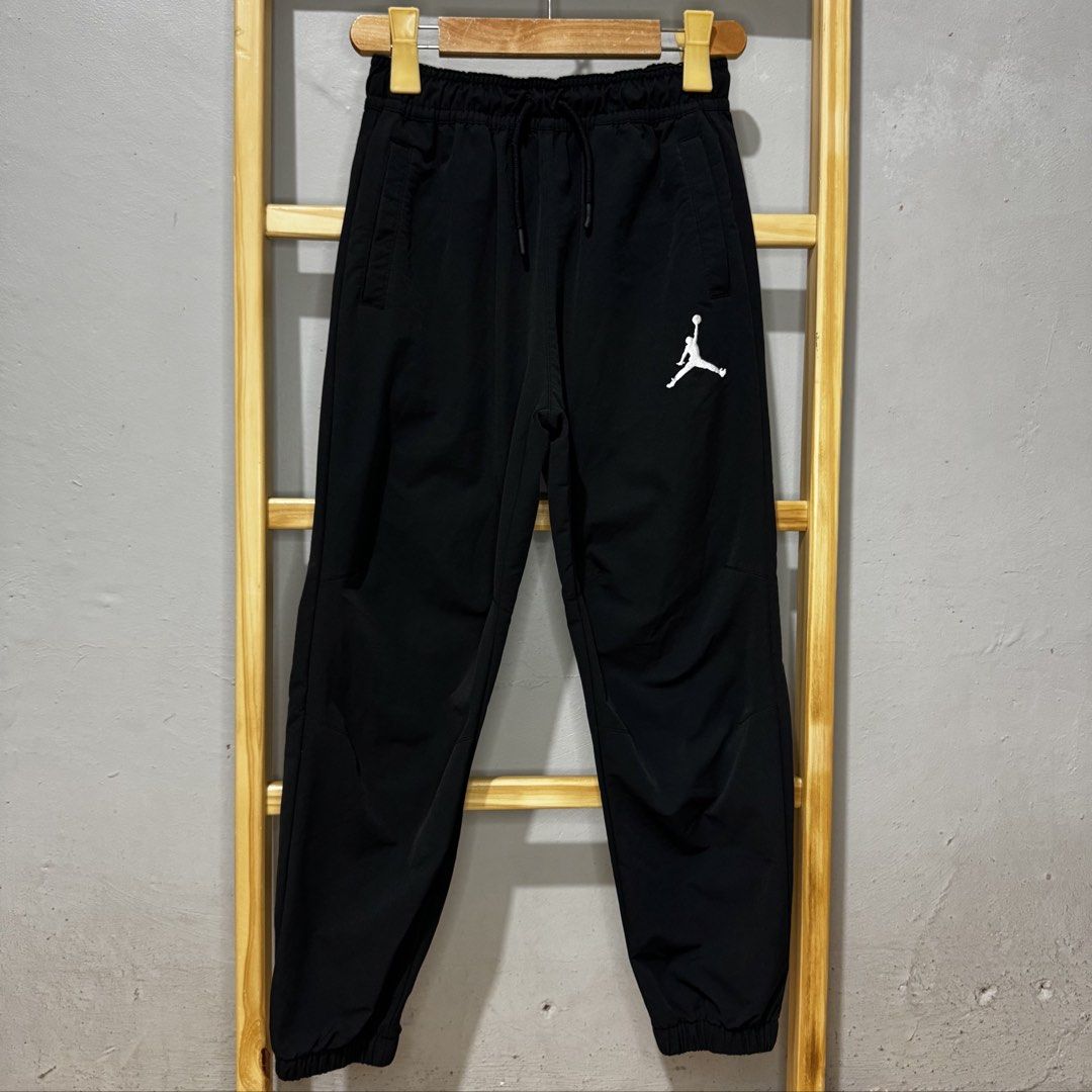 JORDAN kids joggers (Category: Babies & Kids Fashion) located in Valenzuela. Submitted by thriftynanay88 (Listing ID 1469679029, Image 1). Description: Size 140 on tag 9-10Y Functional drawstring .