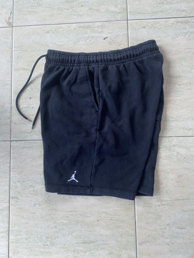 JORDAN SWEATSHORT (Category: Shorts) located in Dipolog. Submitted by bryant_thrift (Listing ID 1469584846, Image 2). Description: DIMES WAIST:28-34 LENGHT:17 HEM:12 GOOD CONDITION COLOR RATE:8.8/10 READY TO WEAR AUTHENTIC/COMPLETE TAGS.