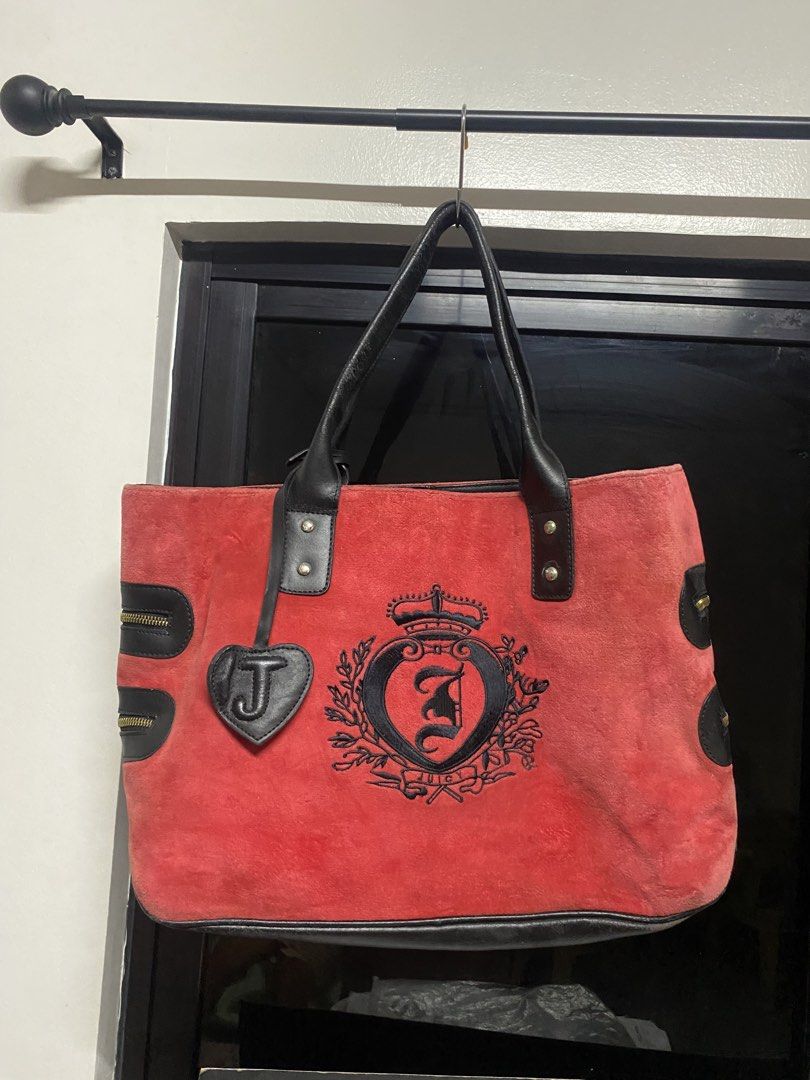 Juicy Couture Velour HandBag (Category: Tote Bags) located in Davao. Submitted by workmensph (Listing ID 1469656944, Image 1). Description: .