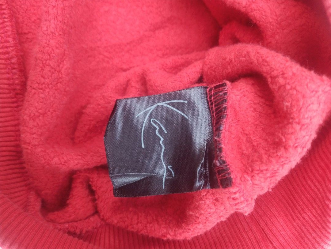 Karlkani (Category: Hoodies) located in Mandaue City. Submitted by thrifted.coo (Listing ID 1469699246, Image 3). Description: .