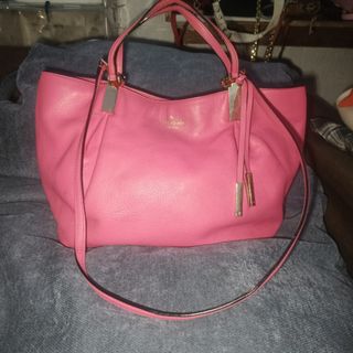 (Category: ) located in . Submitted by bernalyn25 (Listing ID 1469749341, Image 1). Description: .