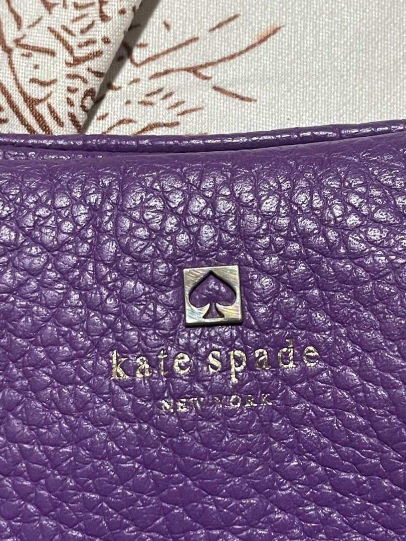 Kate Spade Handbag Original (Category: Shoulder Bags) located in Iloilo. Submitted by fast_flips_ilo (Listing ID 1469710563, Image 2). Description: Negotiable .