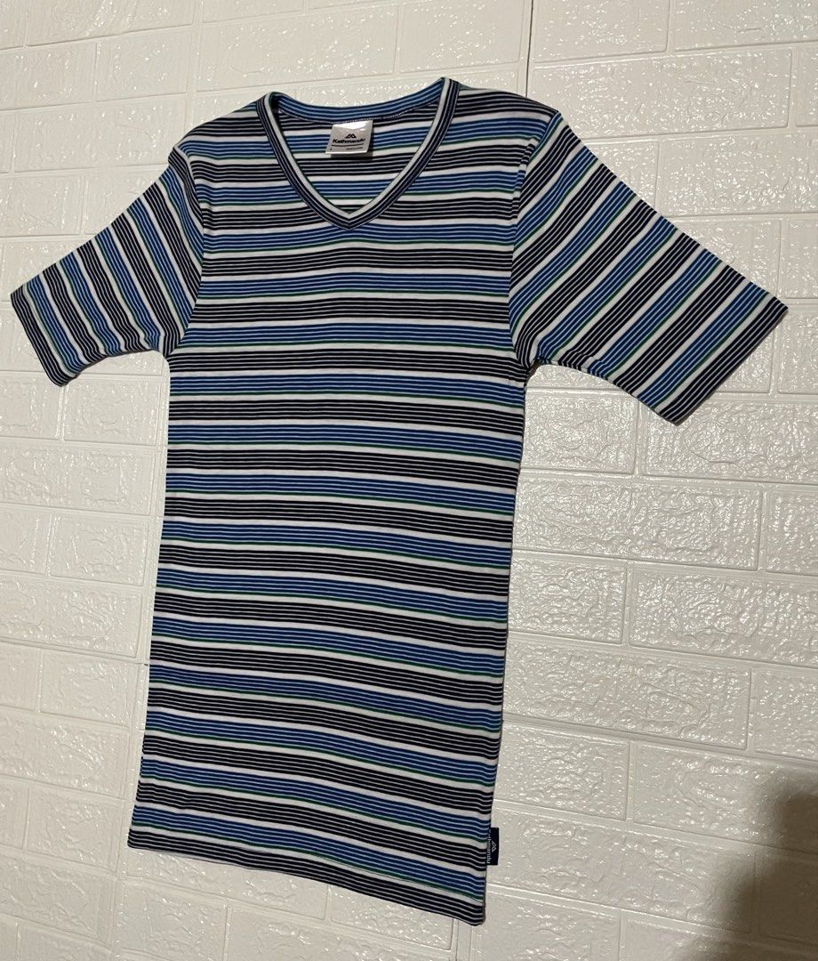 Kathmandu PolyPRO Thermal Base Layer Tunic Striped (Tagged L / Fits Snug Small-Medium) (Category: Activewear) located in Marilao. Submitted by clear_out_closet (Listing ID 1469580004, Image 3). Description: Item Details: 👇 • Brand: Kathmandu (New Zealand / Australian Outdoor Equipment Brand) • Line: PolyPRO Thermal Base Layer (Outdoor Performance Techwear) • Style: Short-Sleeve, Ultra-Long, V-Neck Tunic Top / Base Layer • Style Code: 309263 • Co
